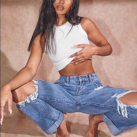 Pretty little thing Boyfriend jeans brand new - Picture 5 of 5